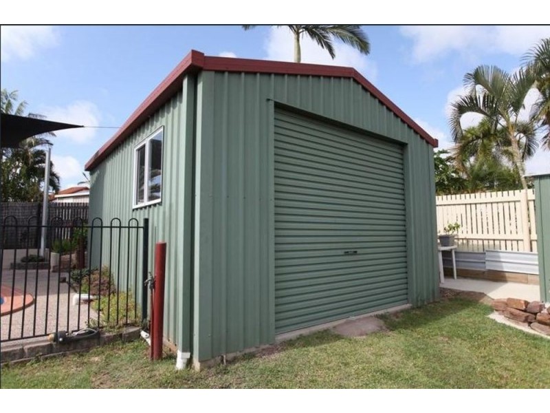 28 McCORMACK AVENUE, Rural View QLD 4740