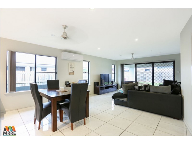 6 LANCASTER WAY, Ooralea QLD 4740