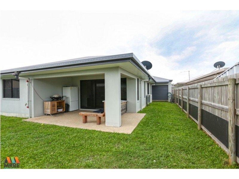 6 LANCASTER WAY, Ooralea QLD 4740