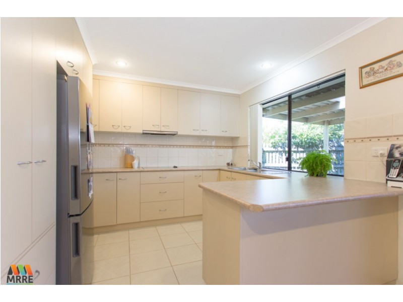 4 Jan Court, Mount Pleasant QLD 4740