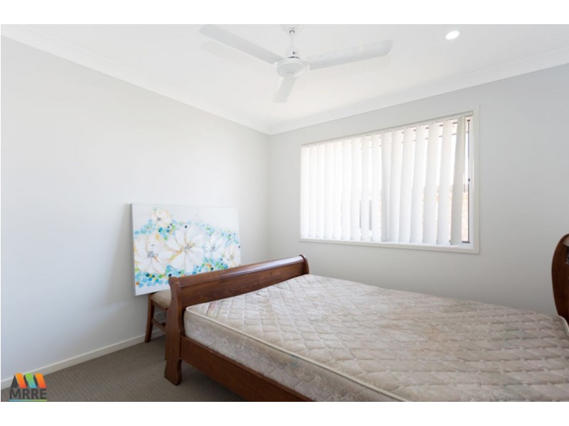 26 Village Circuit, Eimeo QLD 4740
