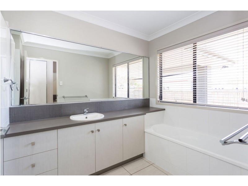 17 Goldwyn Close, Bakers Creek QLD 4740