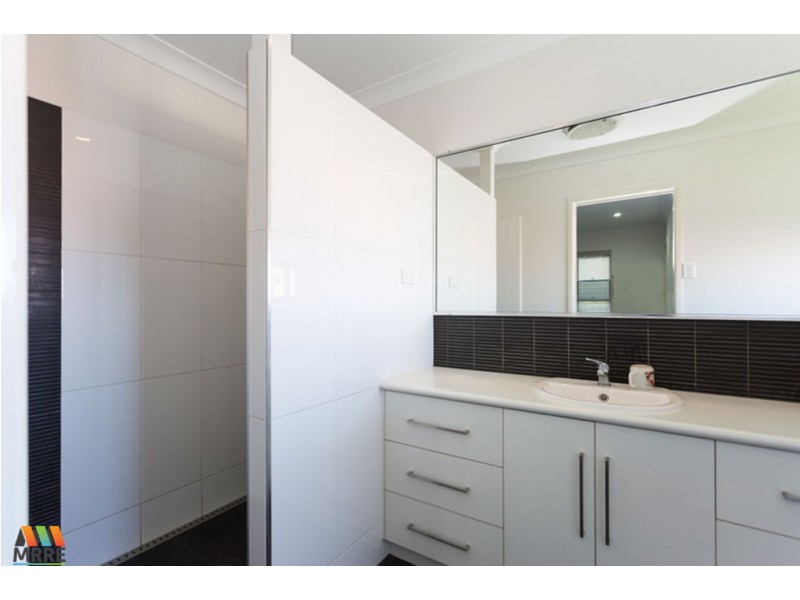 15 Cinnamon Drive, Glenella QLD 4740