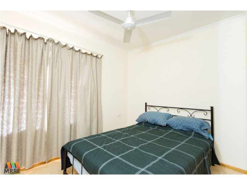 2/25 Beach Road, Dolphin Heads QLD 4740