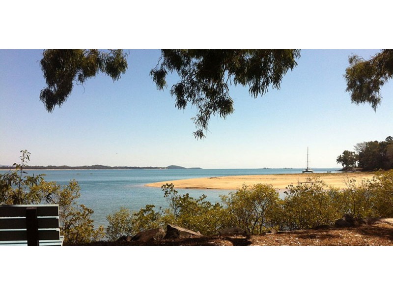 31 Florence St, Eimeo QLD 4740
