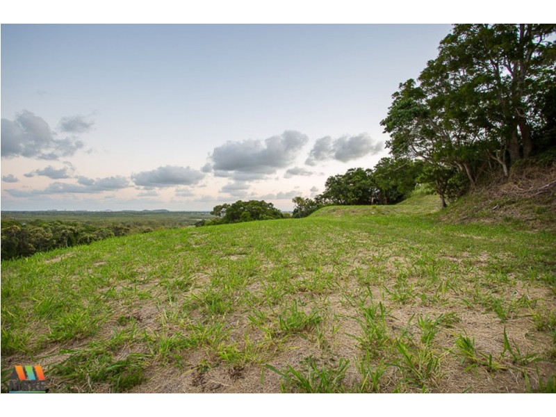 31 Florence St, Eimeo QLD 4740