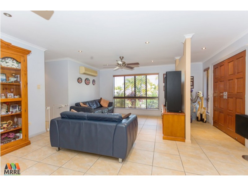 2 Douglas Crescent, Rural View QLD 4740