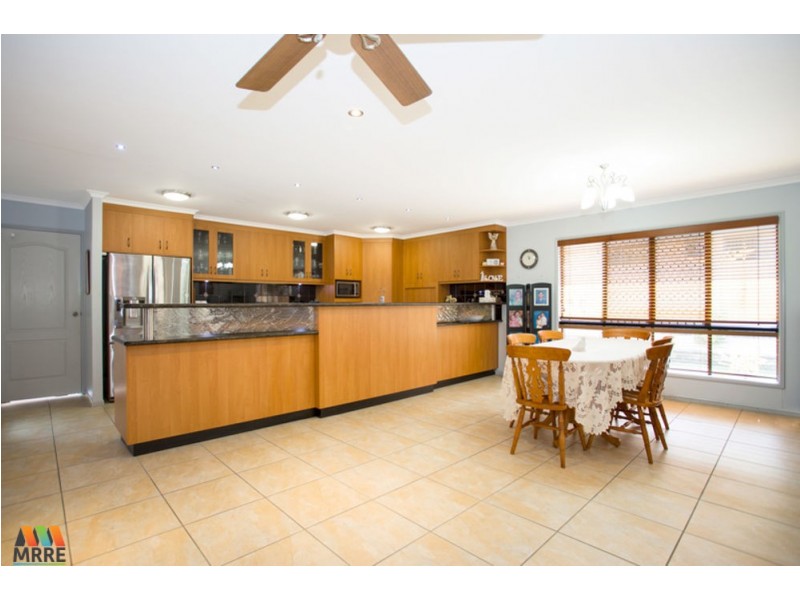 2 Douglas Crescent, Rural View QLD 4740