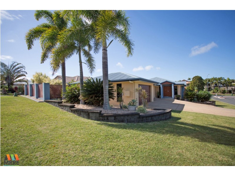 2 Douglas Crescent, Rural View QLD 4740