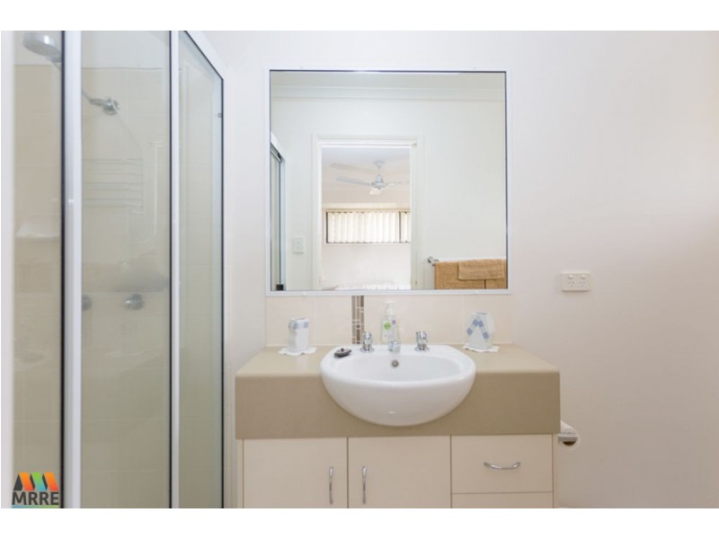 1 Collett Court, Marian QLD 4753