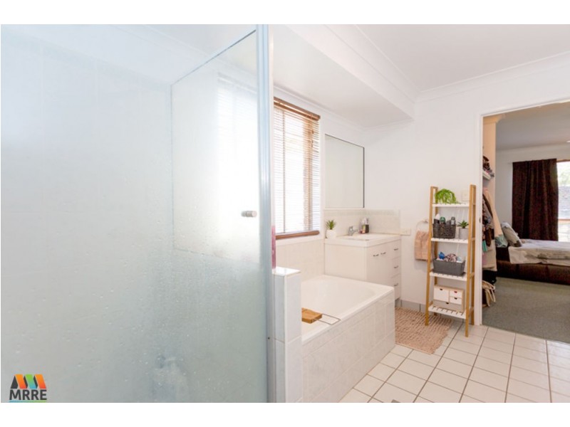 12 McCrossin Court, Eimeo QLD 4740