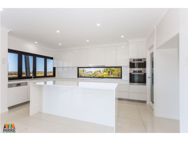 73 Cinnamon Drive, Glenella QLD 4740