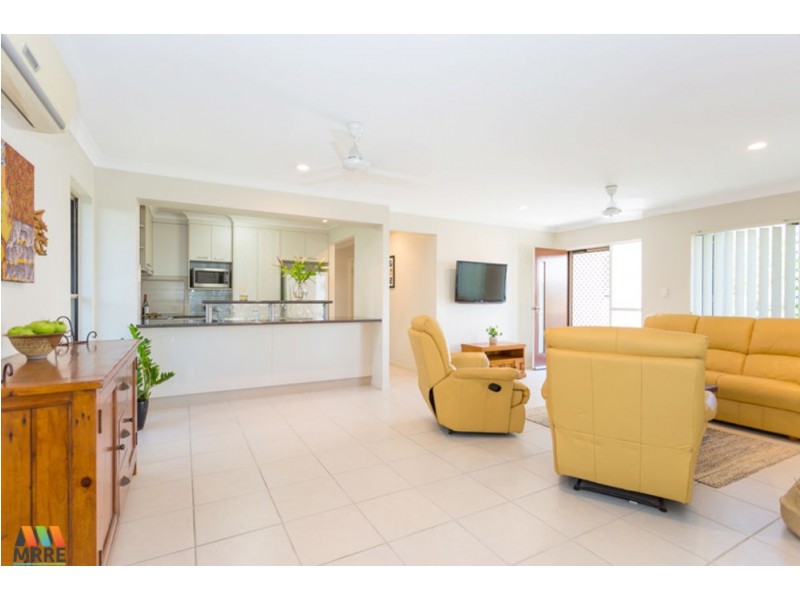 19 Hangan Street, Bucasia QLD 4750