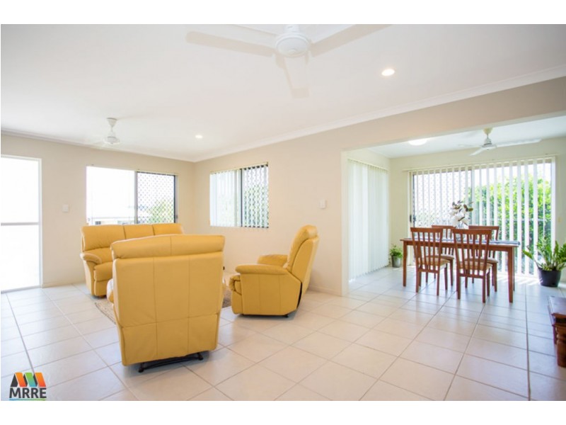 19 Hangan Street, Bucasia QLD 4750