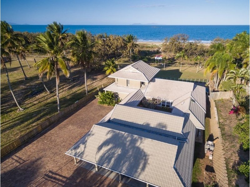 6 Island Close, Shoal Point QLD 4750