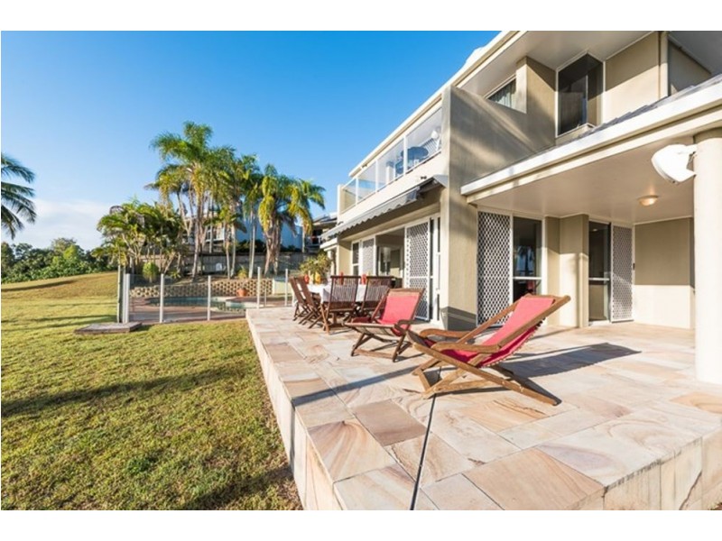 6 Island Close, Shoal Point QLD 4750