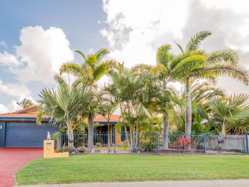 31 Michelle Crescent, Bucasia QLD 4750
