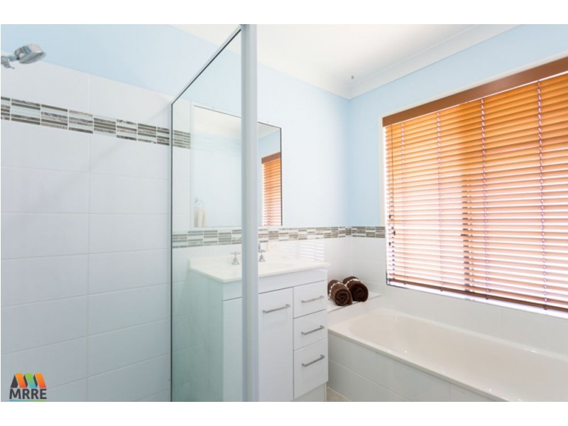 31 Michelle Crescent, Bucasia QLD 4750