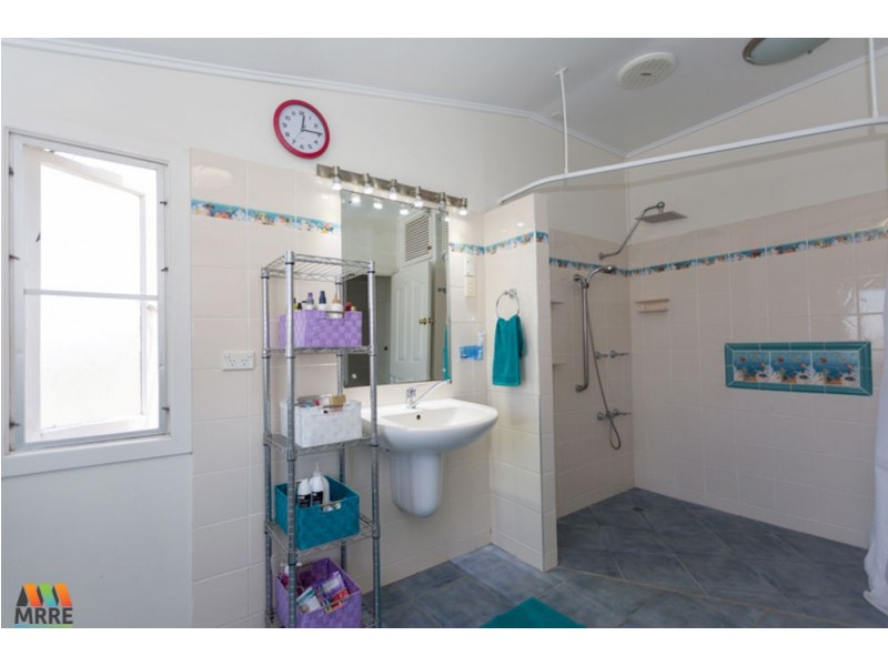 6 Chataway Street, West Mackay QLD 4740