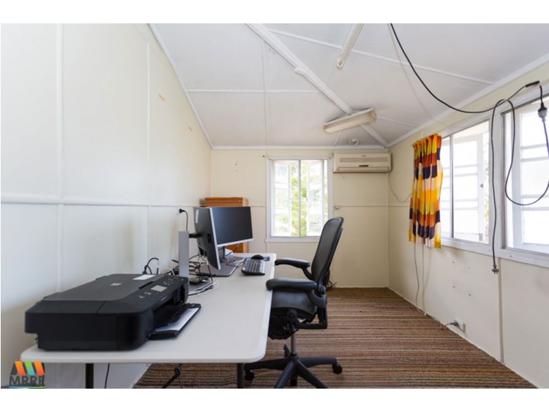 6 Chataway Street, West Mackay QLD 4740