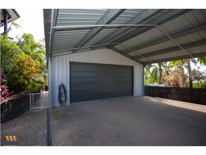 5 Palmview Court, Rural View QLD 4740