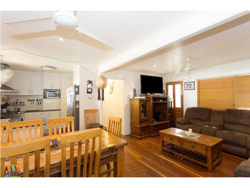4 Hill End Road, Glenella QLD 4740