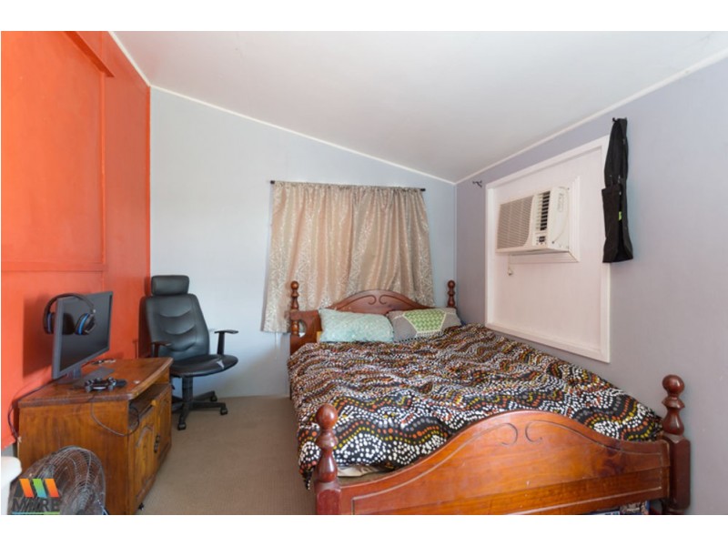 4 Hill End Road, Glenella QLD 4740