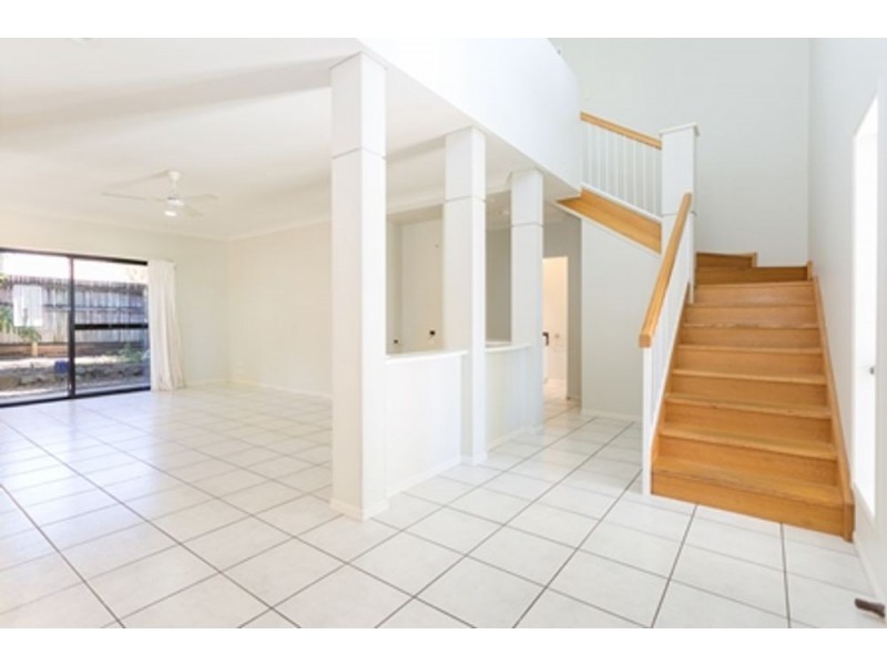 2 Clearvista Crescent, Mount Pleasant QLD 4740