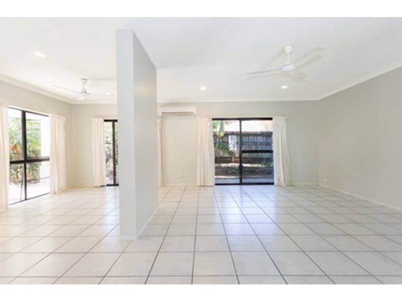 2 Clearvista Crescent, Mount Pleasant QLD 4740