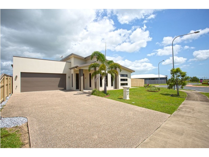 93 Mansfield Dr, Beaconsfield QLD 4740