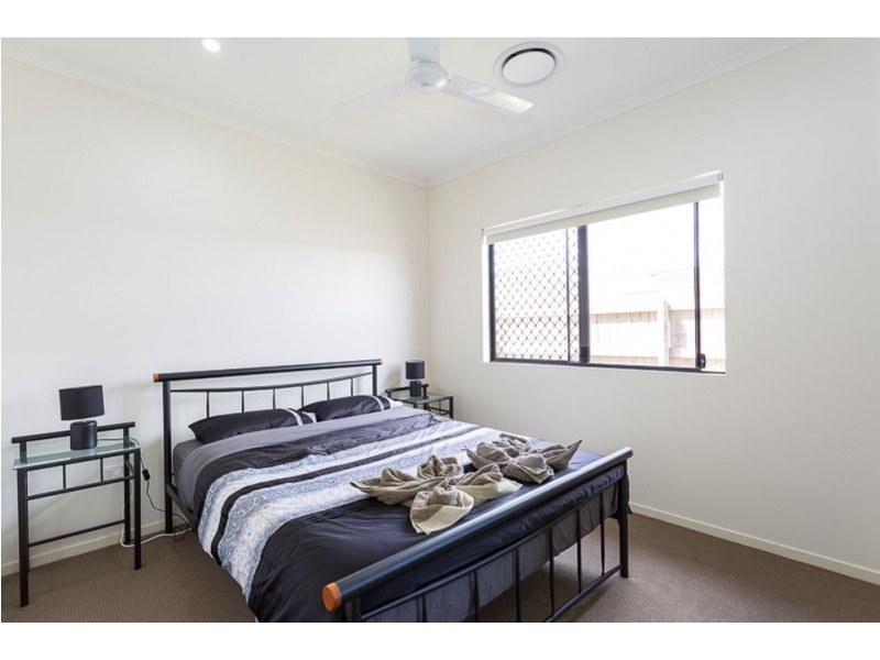 93 Mansfield Dr, Beaconsfield QLD 4740