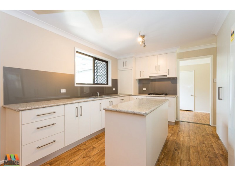 20 Mansfield Drive, Beaconsfield QLD 4740
