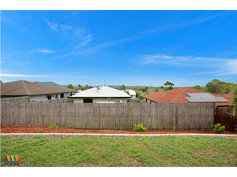 17 Crestview Crescent, Bucasia QLD 4750