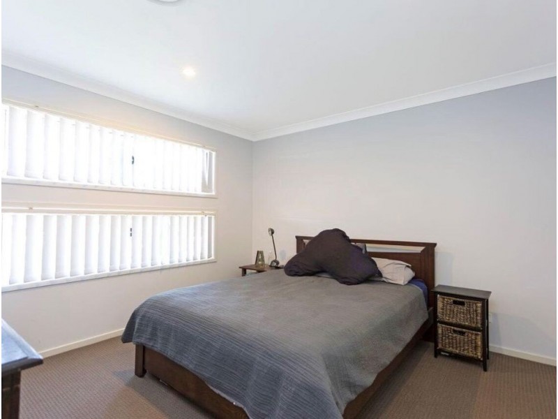 22 Burge Court, Glenella QLD 4740