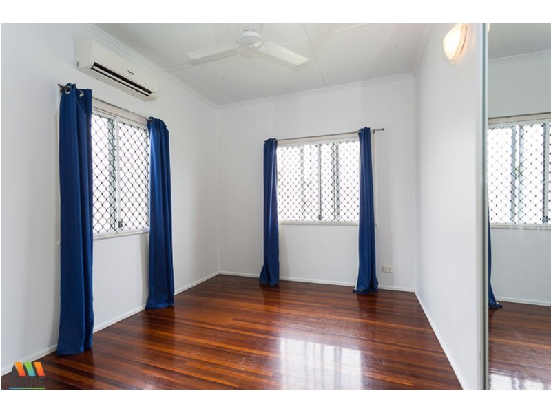 47 PRATT STREET, South Mackay QLD 4740