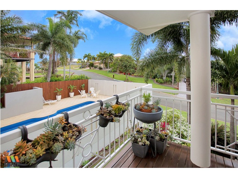 18 Coral Ridge Drive, Eimeo QLD 4740