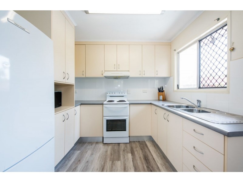 4 Annie Wood Avenue, Mount Pleasant QLD 4740