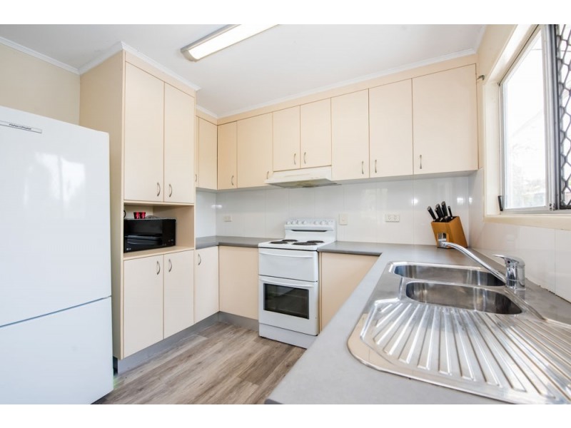 4 Annie Wood Avenue, Mount Pleasant QLD 4740