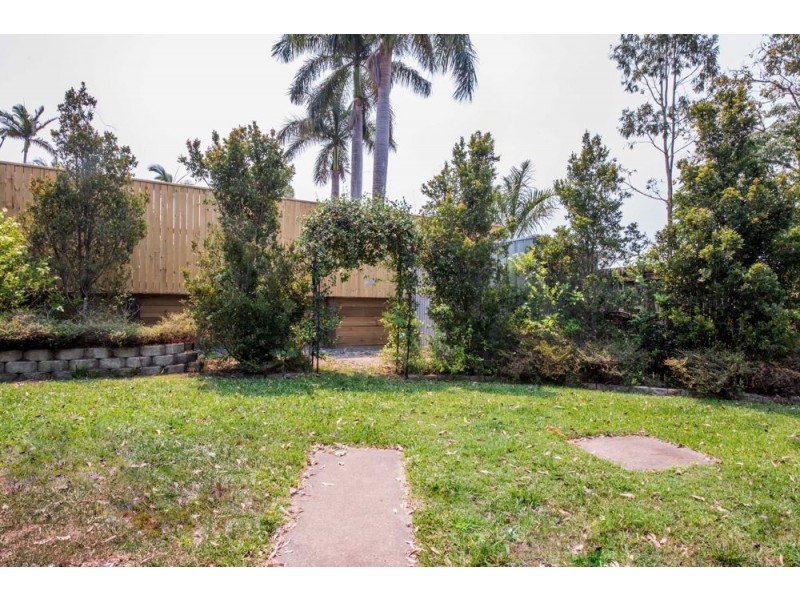 4 Annie Wood Avenue, Mount Pleasant QLD 4740