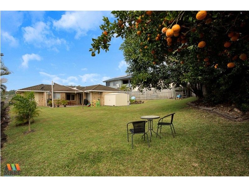 6 Murray Close, Rural View QLD 4740