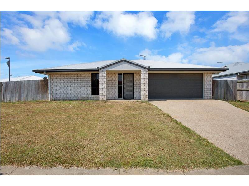 72 Makybe Diva Dr, Ooralea QLD 4740