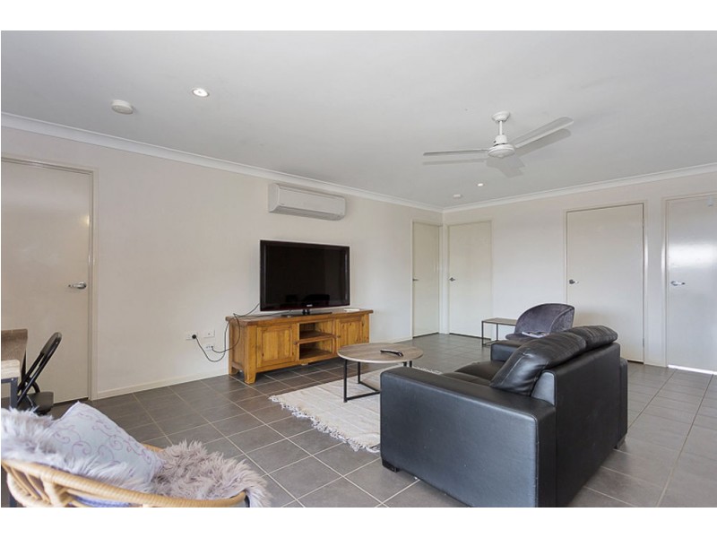 72 Makybe Diva Dr, Ooralea QLD 4740