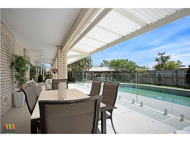 2 Oxford Court, Andergrove QLD 4740