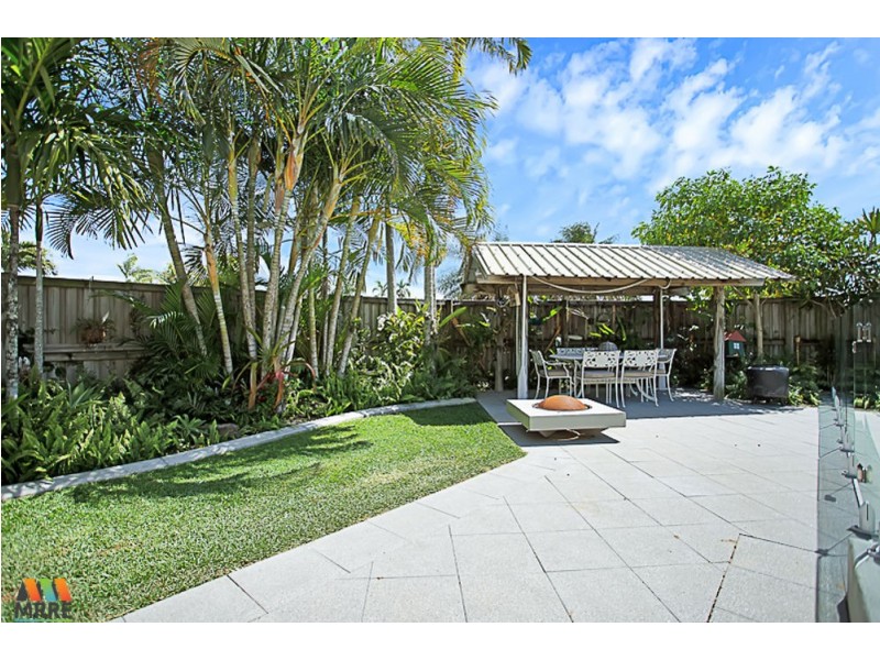 2 Oxford Court, Andergrove QLD 4740