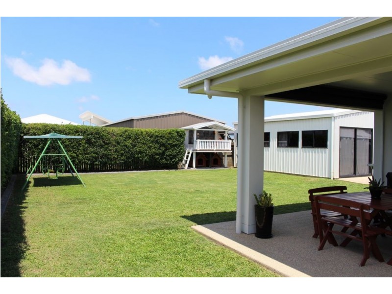 6 Farming Road, Ooralea QLD 4740