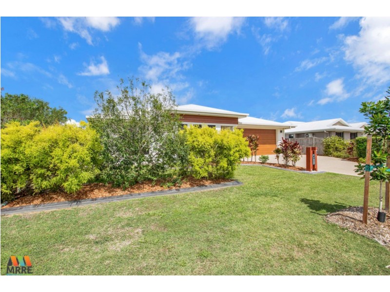 6 Farming Road, Ooralea QLD 4740