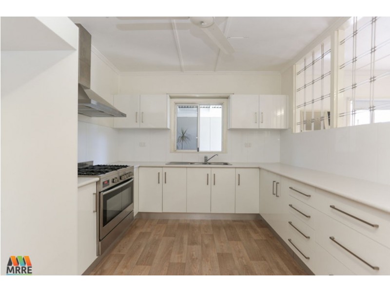 11 Ibis Street, Slade Point QLD 4740