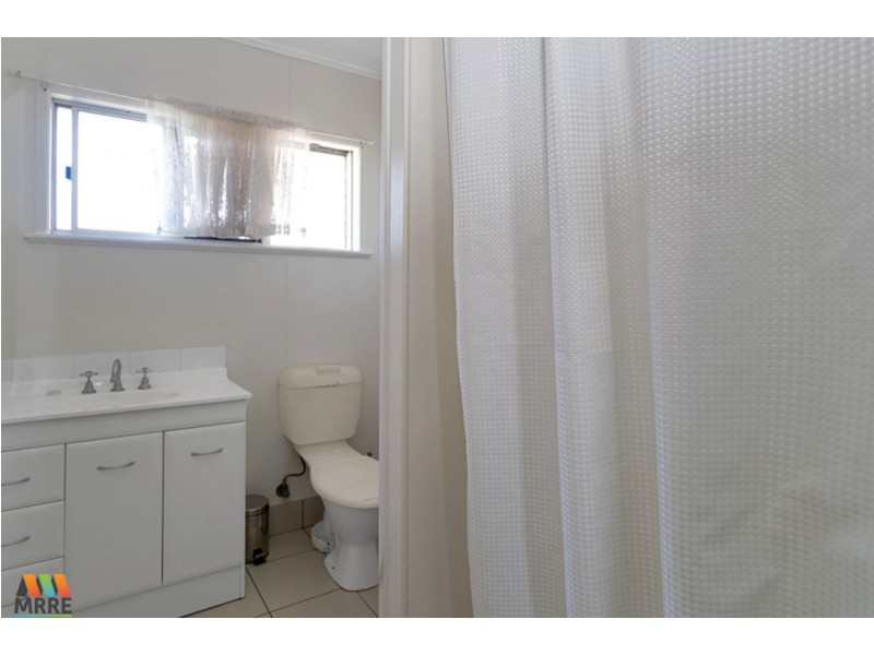 1 & 2/25 Boundary Road, Paget QLD 4740