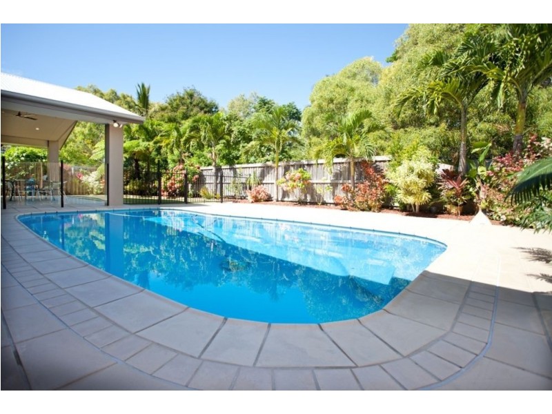 14 Turtle Place, Blacks Beach QLD 4740
