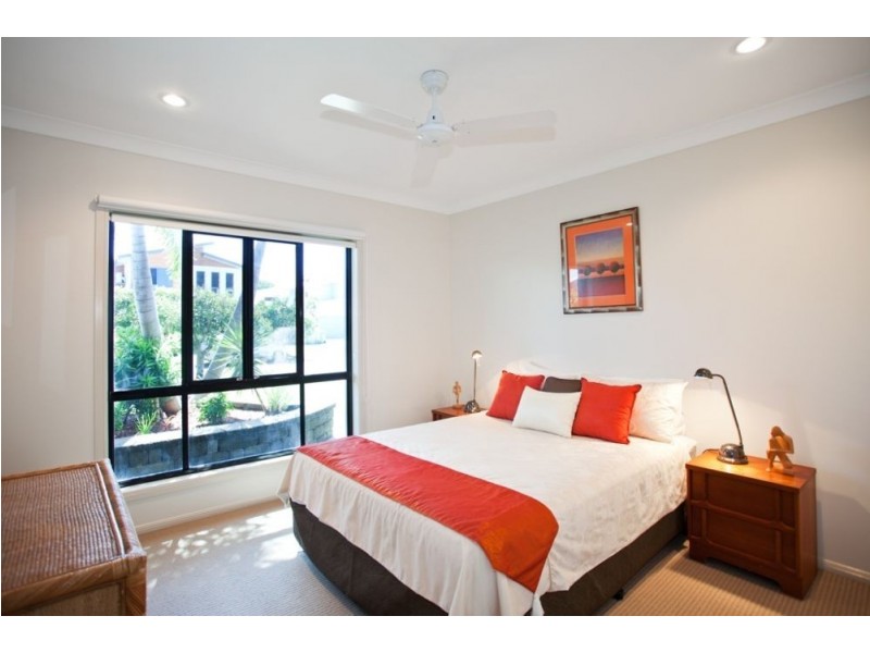 14 Turtle Place, Blacks Beach QLD 4740